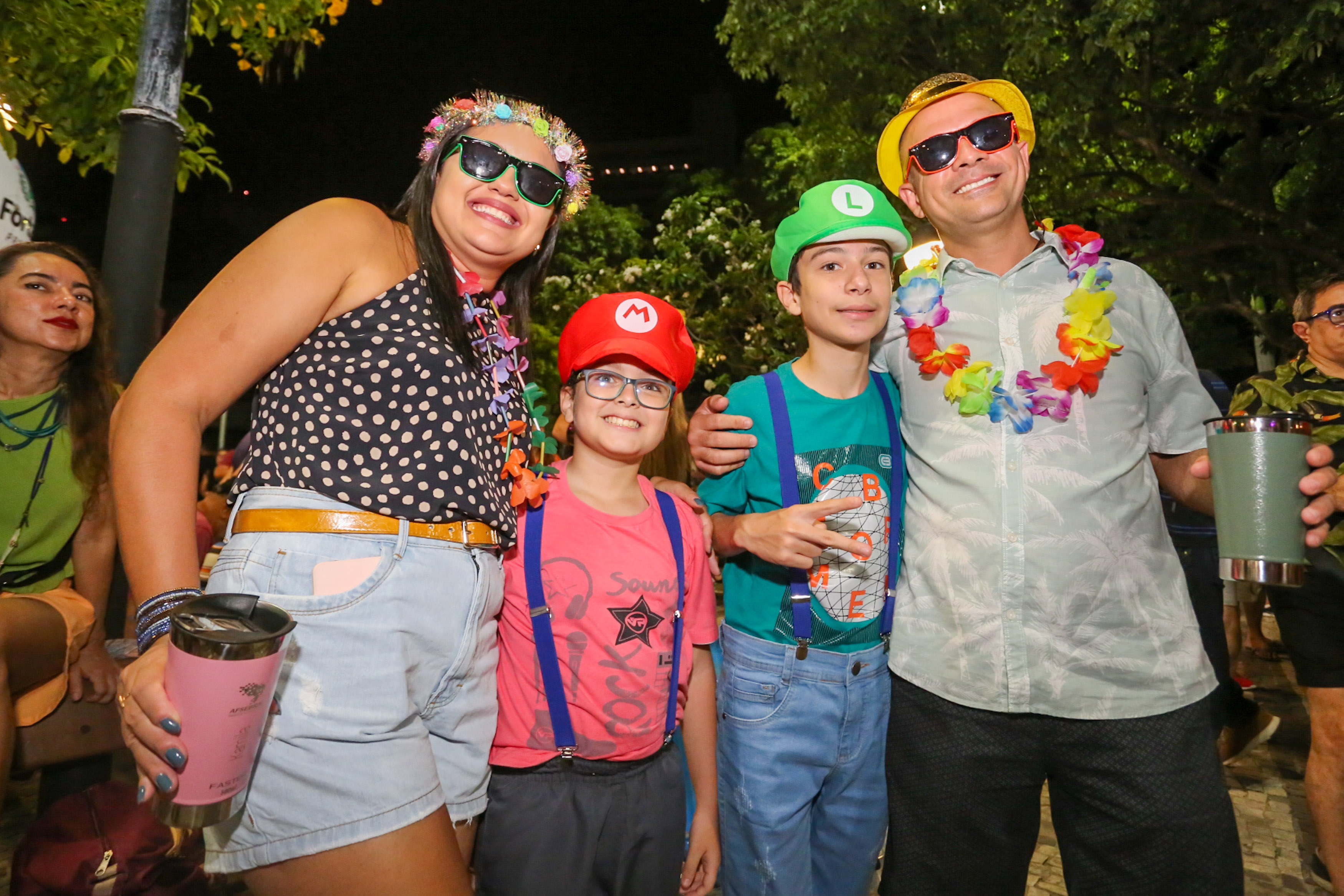 família posa para a foto